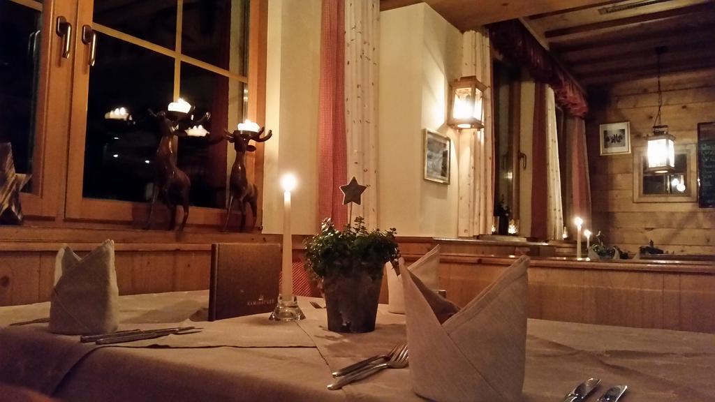 Hotel Garni - Restaurant Kaminstube Sankt Anton am Arlberg Ngoại thất bức ảnh